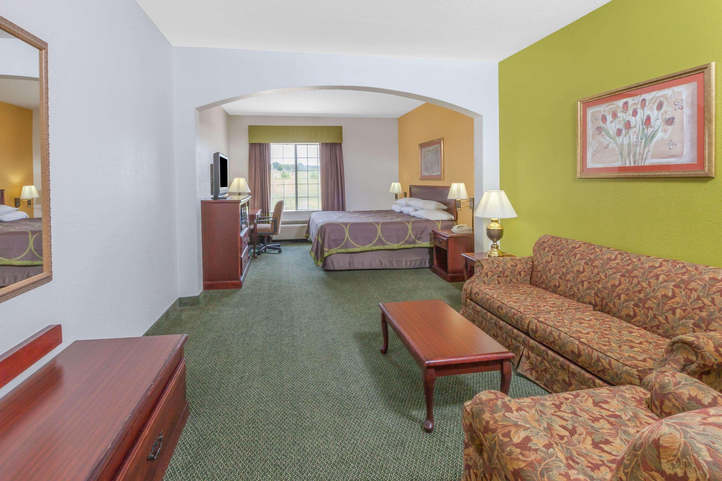 ซูเปอร์ 8 บาย วินด์แฮม ฮิลส์โบโร เท็กซัส Hotel ภายนอก รูปภาพ