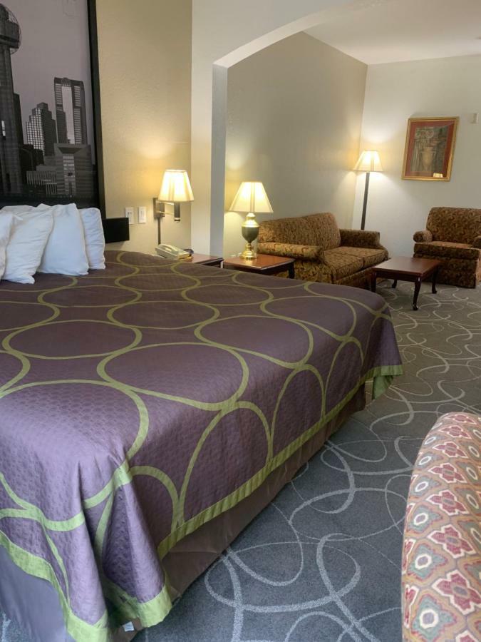 ซูเปอร์ 8 บาย วินด์แฮม ฮิลส์โบโร เท็กซัส Hotel ภายนอก รูปภาพ